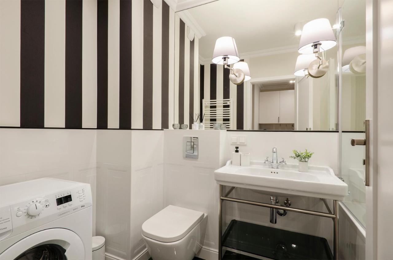 Sky Home- Rose Apartament -Manufaktura, Bezplatny Parking, Klima, Dostep Na Kod Łódź Exterior foto